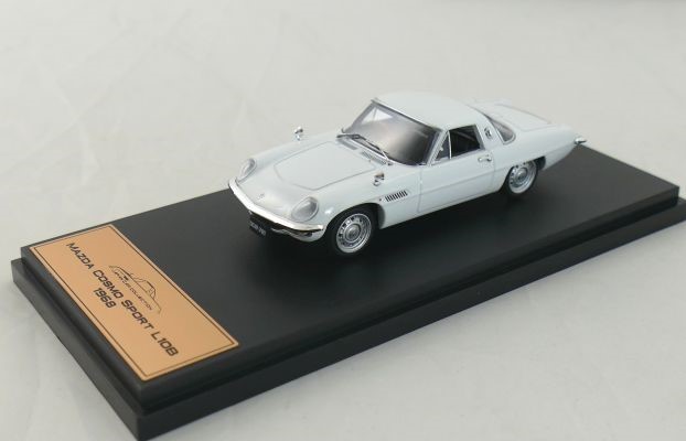 Japan Collection Mazda Cosmo Sport L10B 1968 Wit - 1:43